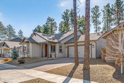2753 W Windtree Dr, Flagstaff, AZ, 86001-2594 | Card Image