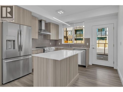 103c-3642 Mission Springs Dr, Kelowna, BC, V1W0E1 | Card Image