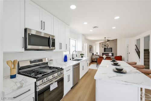 529 Dutchman Avenue, Henderson, NV, 89011 | Card Image