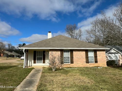 2001 Windchase Cir, Brandon, MS, 39042-8528 | Card Image