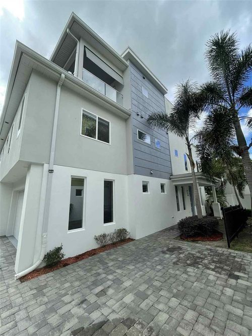 521 Peachtree Rd, Orlando, FL, 32804-6816 | Card Image