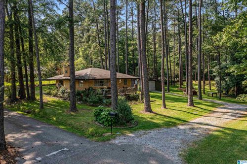 105 3rd Ave, Shelby, AL, 35143-5035 | Card Image