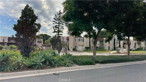 unit-2208-212 S Kraemer Blvd, Placentia, CA, 92870-6138 | Card Image