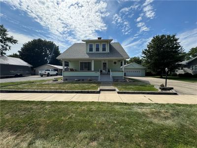 506 Webster Street, House other with 3 bedrooms, 1 bathrooms and null parking in Catlin IL | Image 2