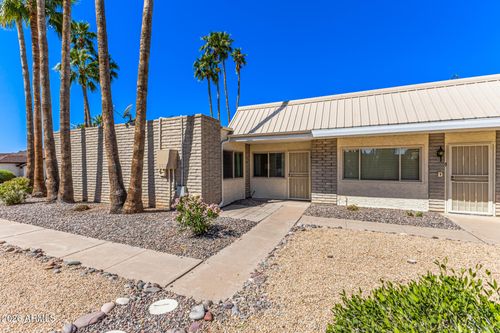 a8-5518 E Lindstrom Ln, Mesa, AZ, 85215-1940 | Card Image