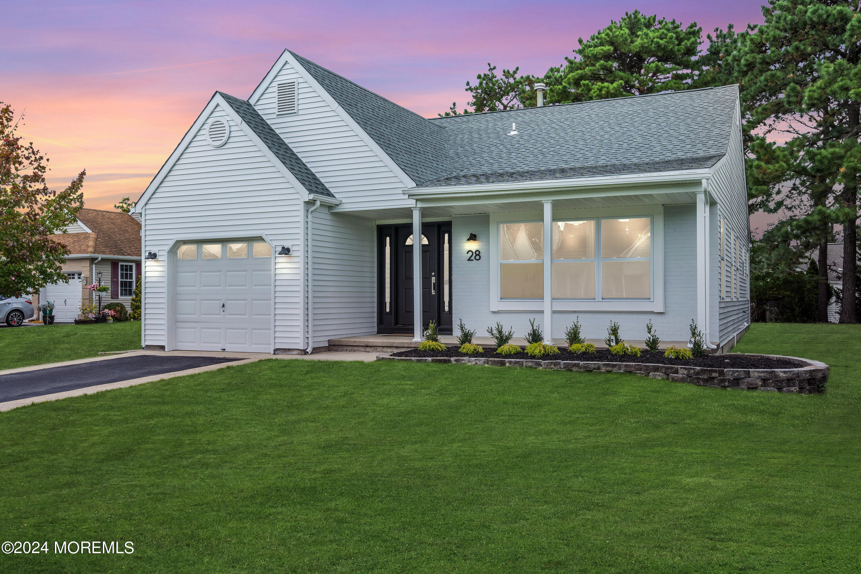 Swindon Ct, Toms River, NJ 08757
