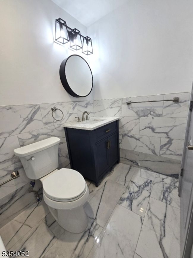 90 Seaview Ave, Home with 6 bedrooms, 4 bathrooms and null parking in Jersey City NJ | Image 35