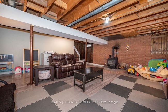 172 Kings Rd, House other with 3 bedrooms, 1 bathrooms and 4 parking in Chalk River ON | Image 27