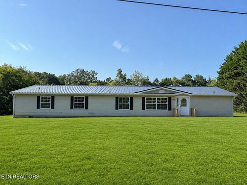 10326 Patsy Cline Way, Strawberry Plains, TN, 37871-5304 | Card Image