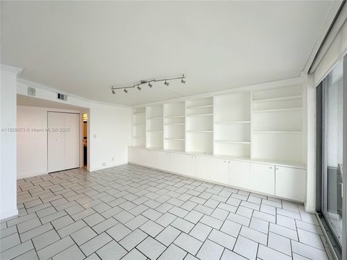 apt-6h-16570 Ne 26th Ave, North Miami Beach, FL, 33160-4017 | Card Image