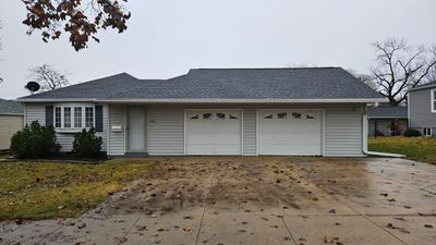 220 7th Ave Se, House other with 3 bedrooms, 1 bathrooms and null parking in Oelwein IA | Image 1