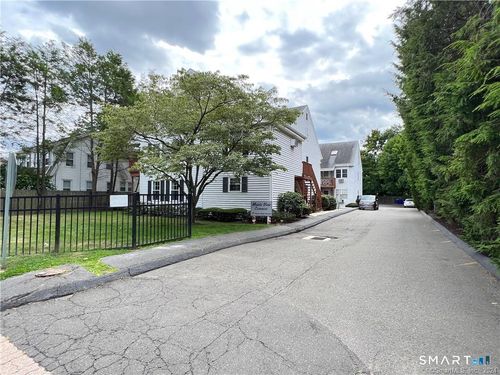 8-25 W Main St, Norwalk, CT, 06851-4519 | Card Image