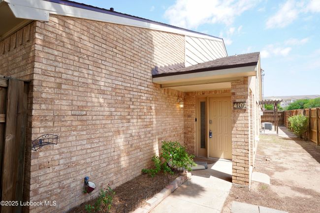 A - 4102 18 Th St, House other with 3 bedrooms, 2 bathrooms and null parking in Lubbock TX | Image 13