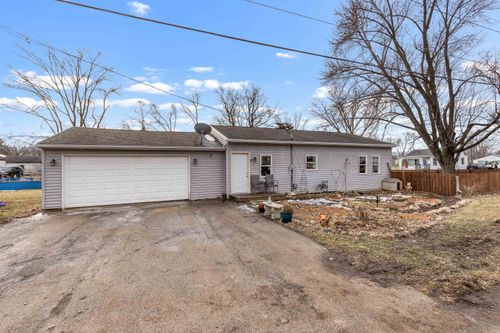 701 Salmon Ave, South Beloit, IL, 61080-2011 | Card Image