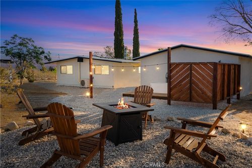 970 Juniper Rd, Landers, CA, 92285-2087 | Card Image