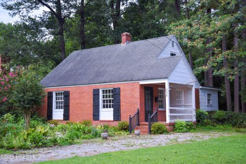 736 Cedarbrook Dr, Rocky Mount, NC, 27803-1905 | Card Image