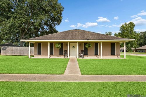 3214 Cedar St, Zachary, LA, 70791-4775 | Card Image