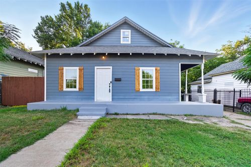 2220 Chestnut Ave, Fort Worth, TX, 76164-7953 | Card Image