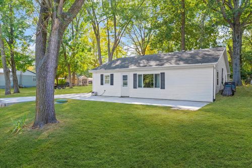 958 N 3555 East Rd, Neoga, IL, 62447-4033 | Card Image