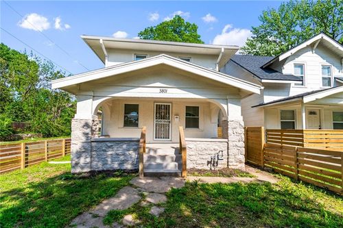 3801 Agnes Ave, Kansas City, MO, 64128-2540 | Card Image