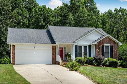 600 Creekridge Dr, Eden, NC, 27288-2875 | Card Image