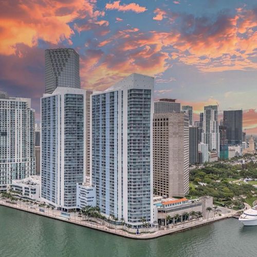 apt-2200-335 S Biscayne Blvd, Miami, FL, 33131-2331 | Card Image
