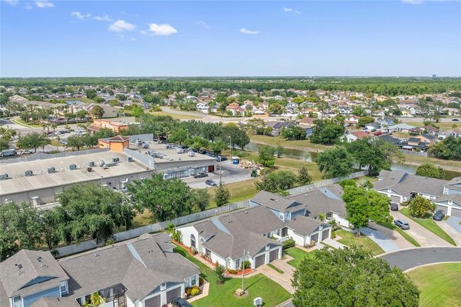 98 Lakepointe Cir, Townhouse with 3 bedrooms, 2 bathrooms and null parking in KISSIMMEE FL | Image 26