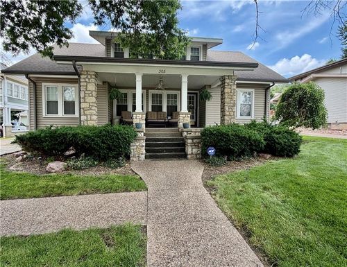 305 Fremont St, Wathena, KS, 66090 | Card Image