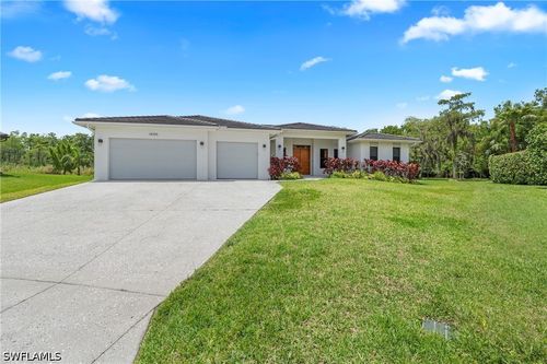 18355 Fairmont Dr, NAPLES, FL, 34114-8900 | Card Image