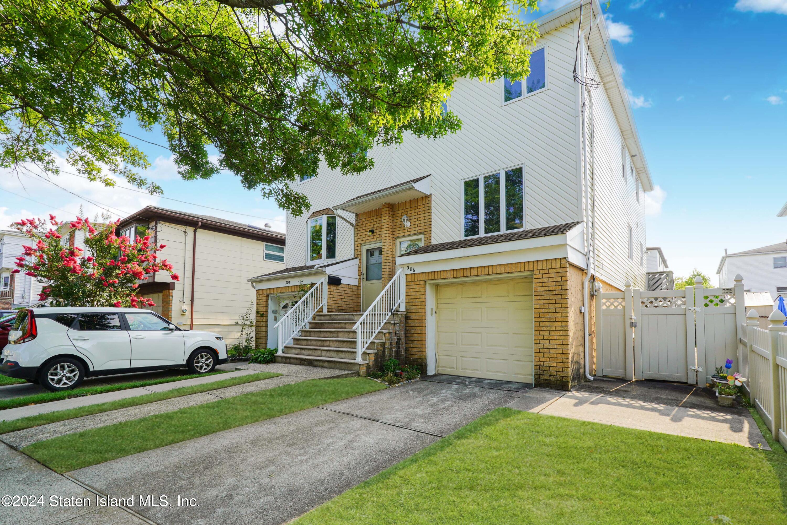 Colon Ave, Staten Island, NY 10308
