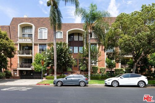 204-11939 Gorham Ave, Los Angeles, CA, 90049-5364 | Card Image