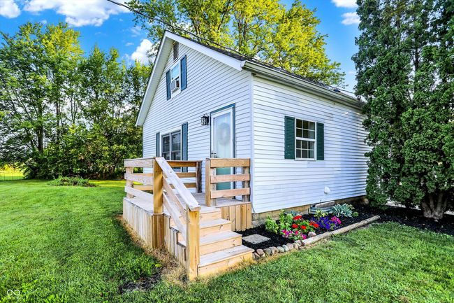 9003 N Us Highway 52, House other with 3 bedrooms, 1 bathrooms and null parking in Colfax IN | Image 4