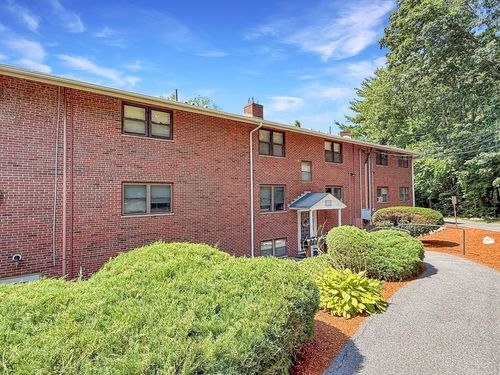 apt-12-2 Town House Ln, Acton, MA, 01720-3725 | Card Image