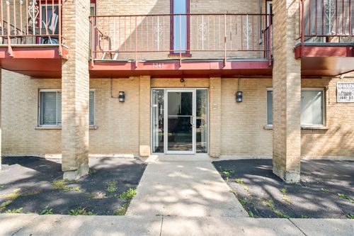apt-301-3243 S 49th Ave, Cicero, IL, 60804-4002 | Card Image