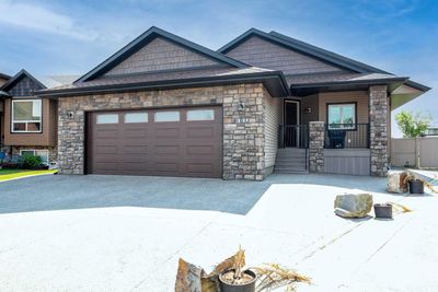 11 Trump Pl, House detached with 4 bedrooms, 3 bathrooms and 4 parking in Red Deer AB | Image 1