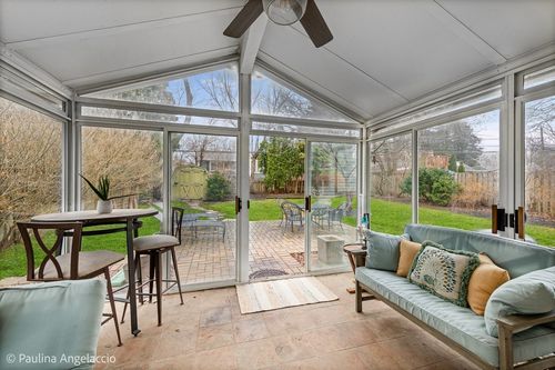 141 Kainer Ave, Barrington, IL, 60010-4642 | Card Image