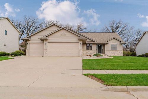 3120 Mockingbird Way, OSHKOSH, WI, 54904 | Card Image