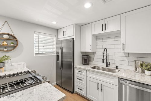 113-6125 E Indian School Rd, Scottsdale, AZ, 85251-5464 | Card Image