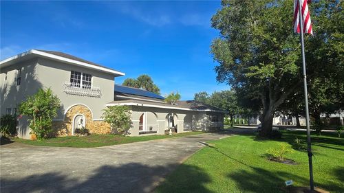 2100 Vero Beach Ave, Vero Beach, FL, 32960-4139 | Card Image