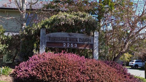 107-2253 Townsend Rd, Sooke, BC, V9Z1M1 | Card Image