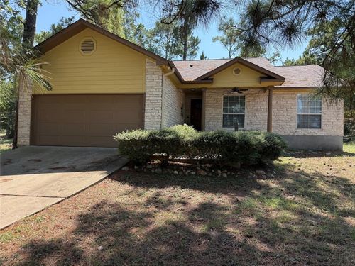 115 Kaena Ln, Bastrop, TX, 78602-6201 | Card Image