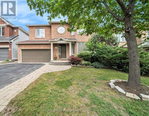 21 Berry Glen Street, Ottawa, ON, K2G7A5 | Card Image