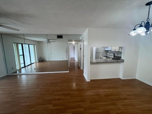 c2-618 Sea Pine Way, Greenacres, FL, 33415-8925 | Card Image