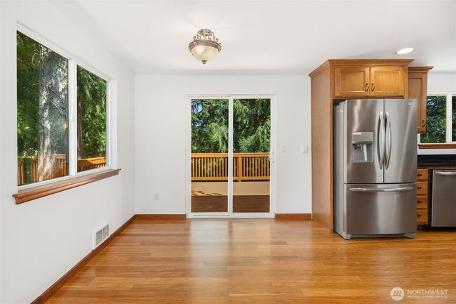21310 Se 412 Th Pl, House other with 4 bedrooms, 2 bathrooms and 1 parking in Enumclaw WA | Image 6