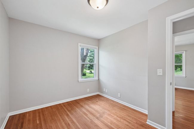 20-web-or-mls-Lombardy Ln-S0107-020.jpg | Image 14