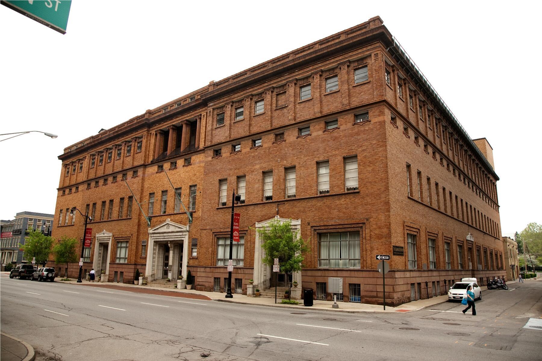 32 N 4Th St, Columbus, OH 43215