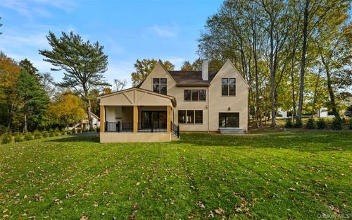 756 Mount Sinai Coram Rd, Mount Sinai, NY, 11766-1221 | Card Image