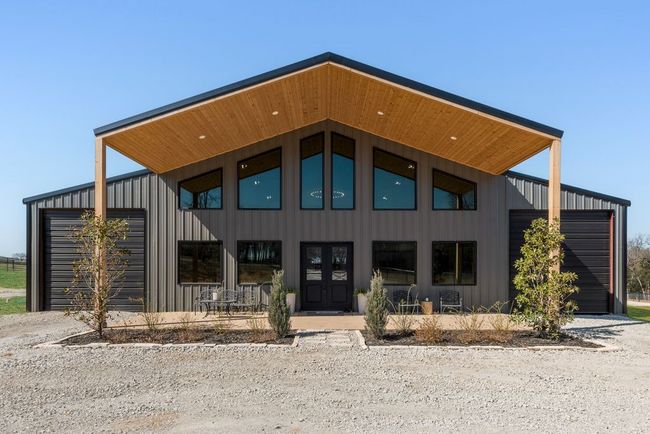 1330 Jrc Rd, Home with 4 bedrooms, 3 bathrooms and null parking in Gainesville TX | Image 4