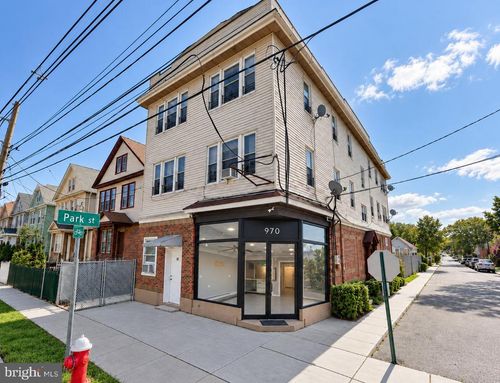 970 W Grand Street, Elizabeth, NJ, 07202 | Card Image