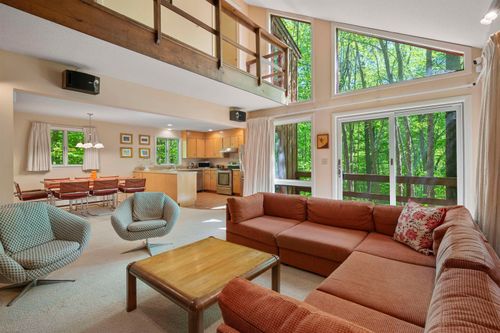 64 East Lane, Killington, VT, 05751 | Card Image